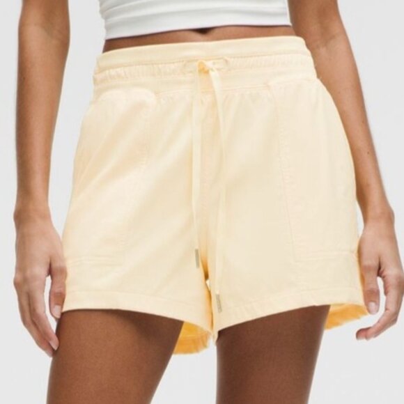 Dance Studio High-Rise Short 3.5" - Picture 1 of 4